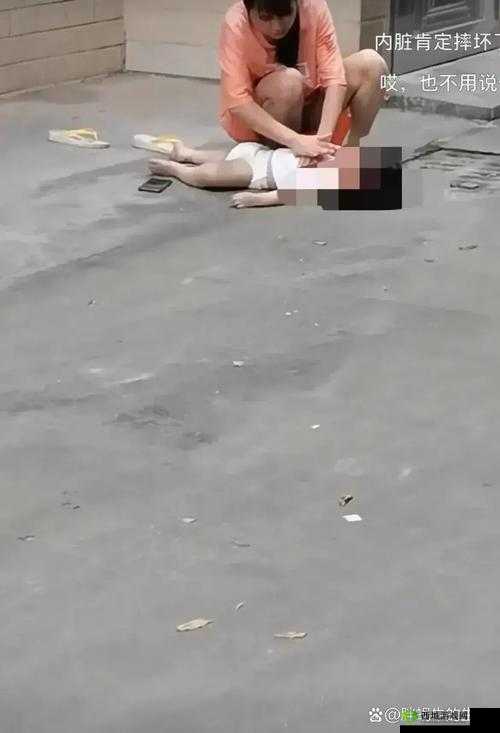 震惊12 岁小女竟做出如此行为,背后真相令人痛心