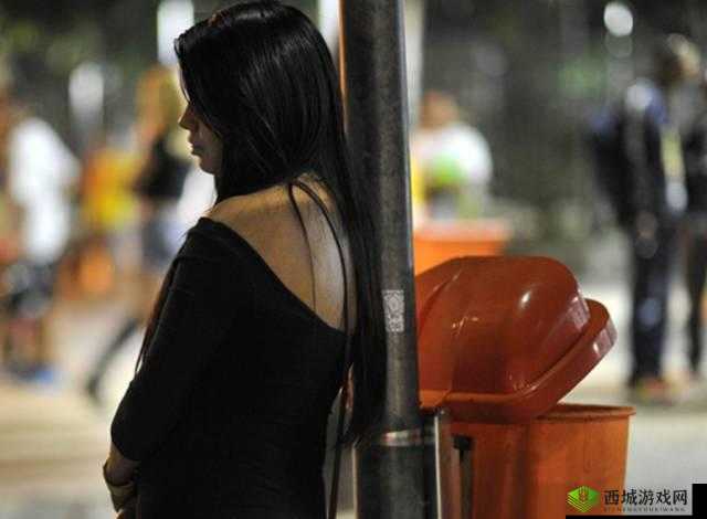 援交美少妇:沉沦的诱惑与道德的挣扎