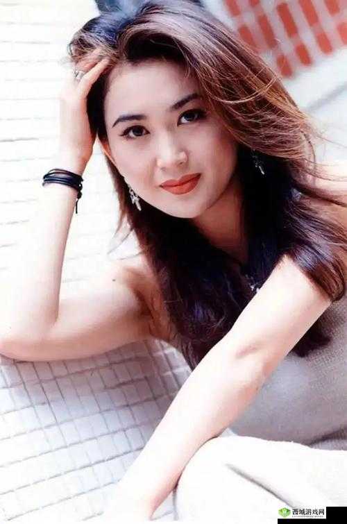 饥渴的熟妇呻吟视频:诱惑的私密时刻