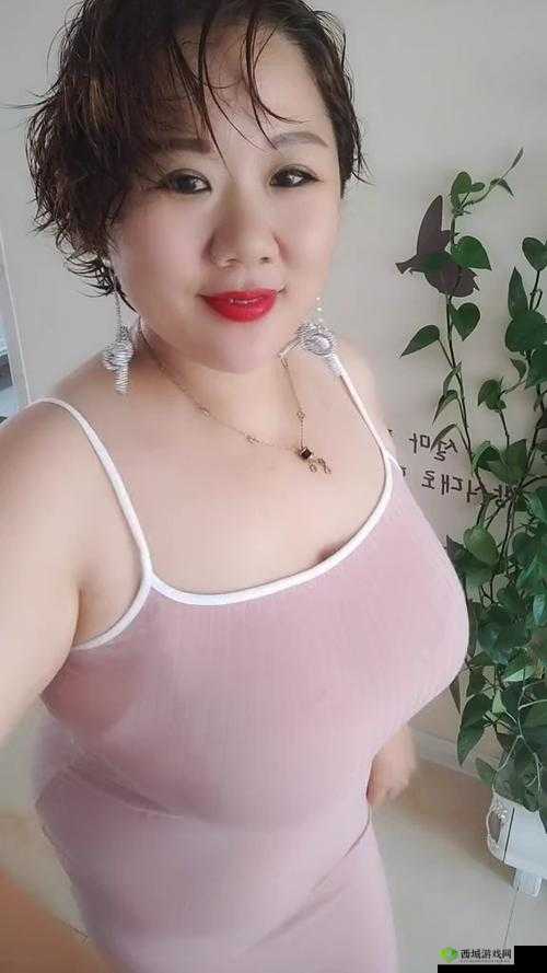 丰满多毛大隂户 XXXHD:探索女性性魅力的奥秘