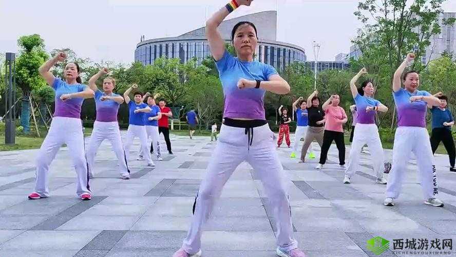 日本人大香蕉懒人操:轻松健身,塑造完美身形