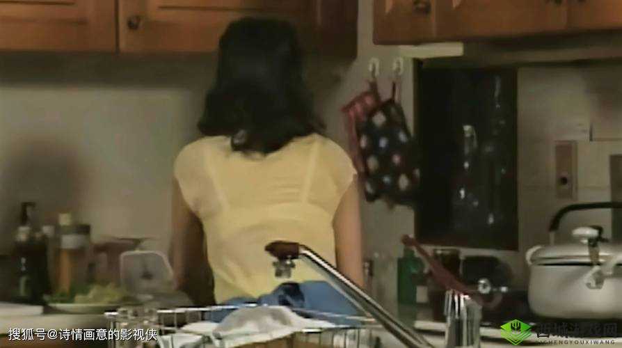 荡妇乱伦:禁忌的性爱游戏:伦理与欲望的挣扎