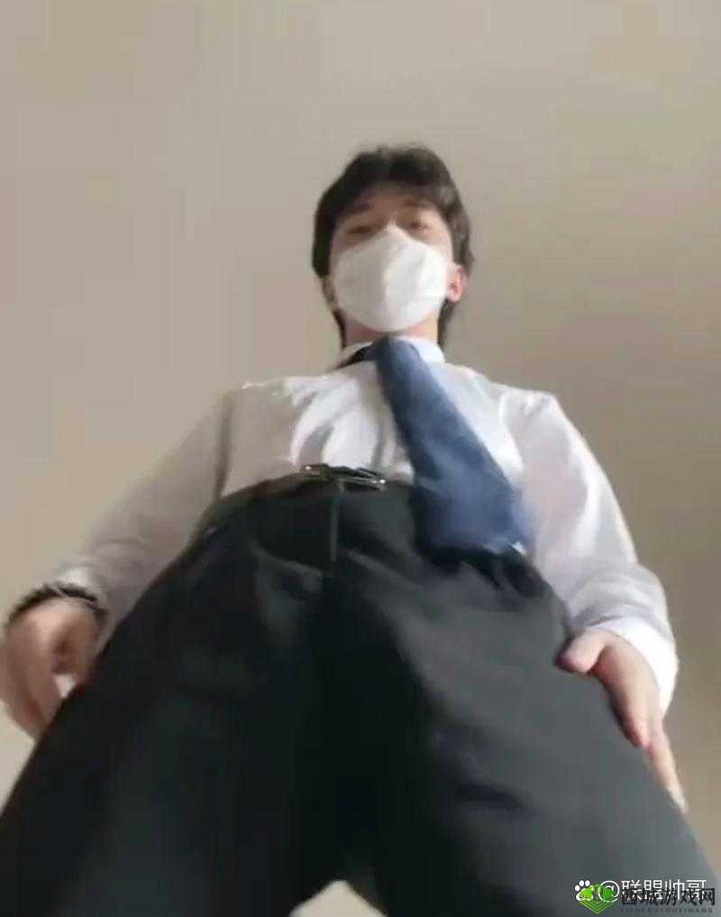 亚洲男男 gaygaysxxx :探索多元性取向的独特视角