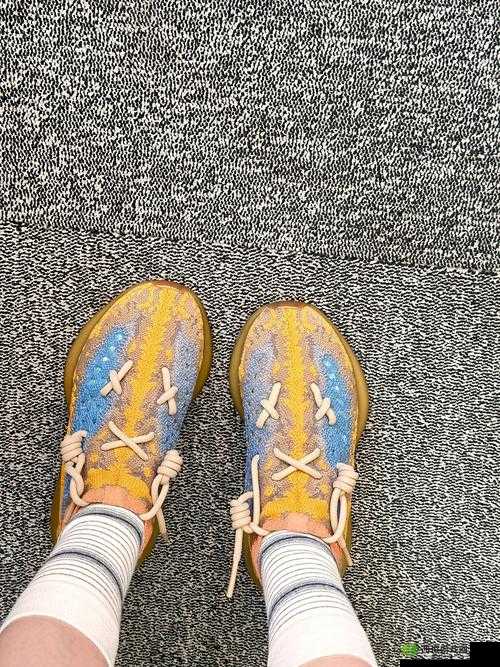 yeezy380:时尚潮流引领者的全新魅力展现