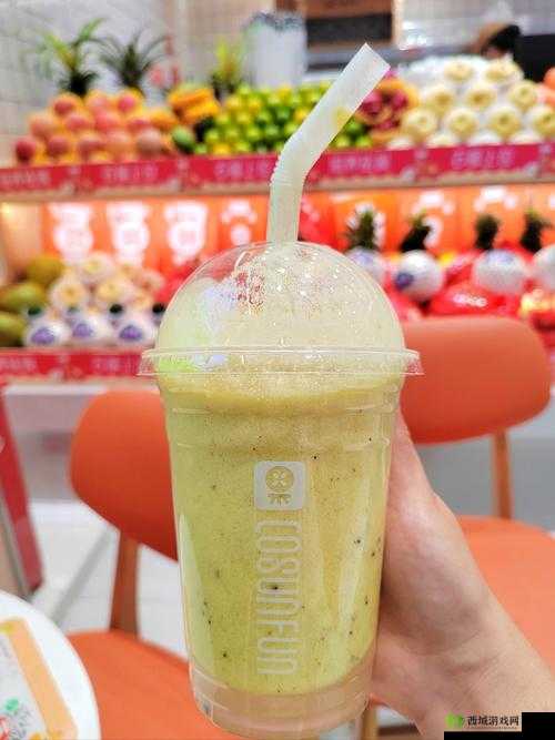 往小洞里放水果榨果汁会怎样:一场未知的冒险