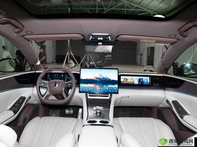 细节见豪华腾势 Z9:探索豪华座驾的非凡魅力之旅