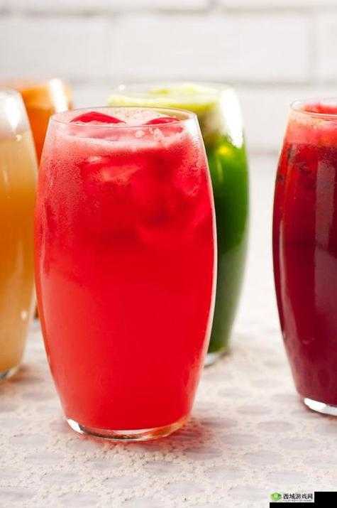 草莓、丝瓜、芭乐、鸭脖、奶茶,如此独特的装饰元素,你绝对没见过