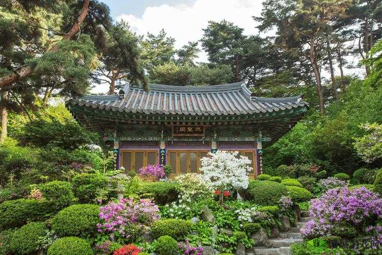 康熙御花园美丽景观探秘:带你领略不一样的皇家园林之美