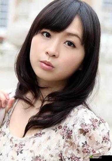 母乳人妻羽月希:独特魅力绽放的精彩演绎