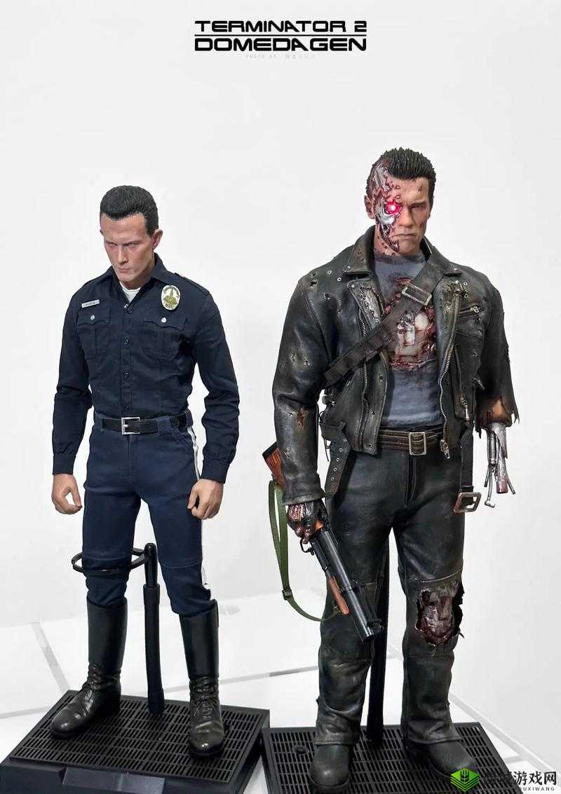 关键词，终结者2审判日——人类与僵尸的默契配合