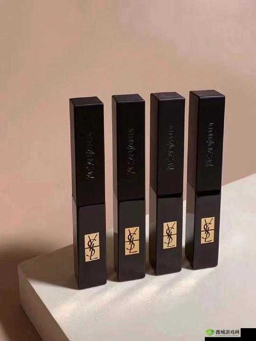 YSL 小黑条蜜桃色，演绎纯欲天花板