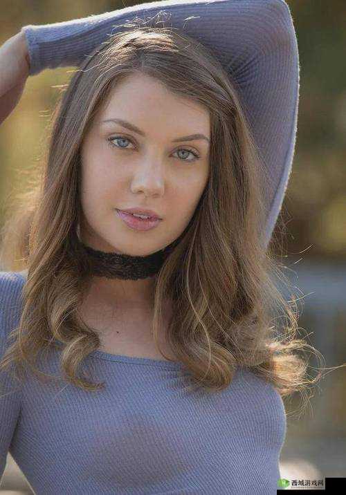 欧美美女私密部位特写:探索 B3 洞洞的奥秘