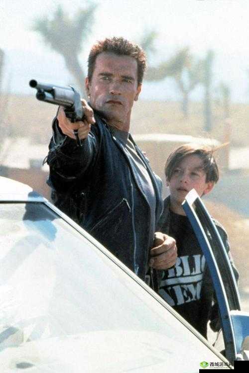 终结者2审判日M1887,经典霰弹枪的威力与战术解析