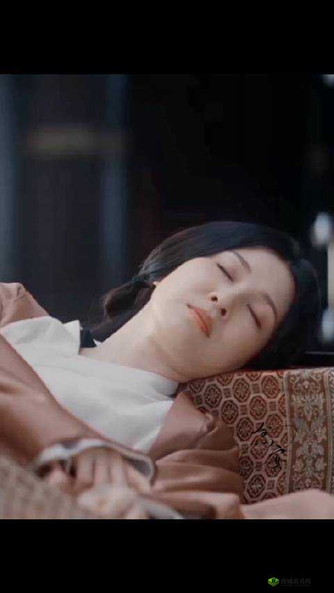 兰姨捂住嘴巴怕发出声音将有重大更新:后续发展引人关注