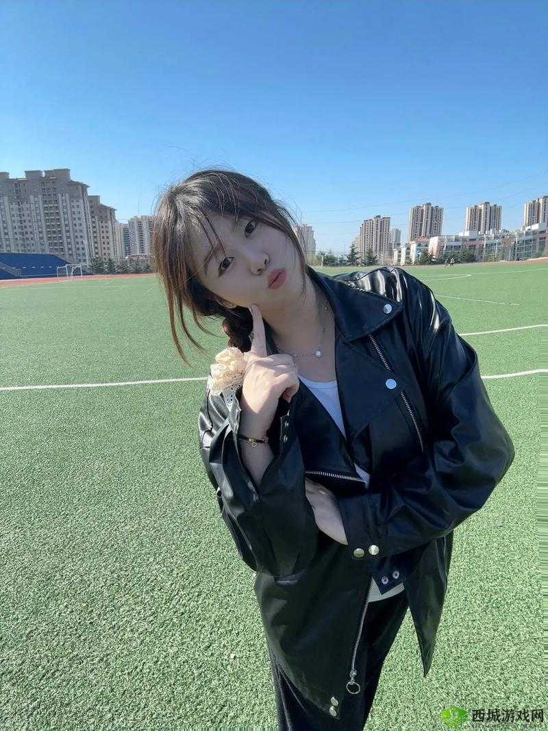 国产学生妹自拍:青春校园生活的美好记录与分享