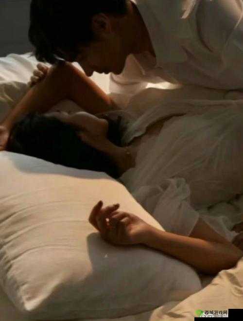 被男朋友抱起来撞到哭:一种难以言喻的体验