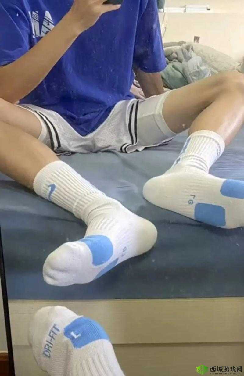 体育生和小可爱:每天的食量惊人,原因何在?