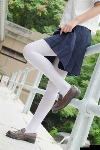 白丝可莉扒腿爽出白色液体的背后故事:揭秘角色设计与玩家情感共鸣的深层原因