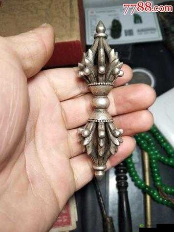 金刚杵捣肉莲法的详细步骤与功效解析:传统中医秘法的现代应用与健康益处