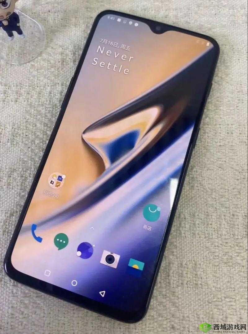 一加 6T 哪个颜色好看？时尚达人告诉你答案