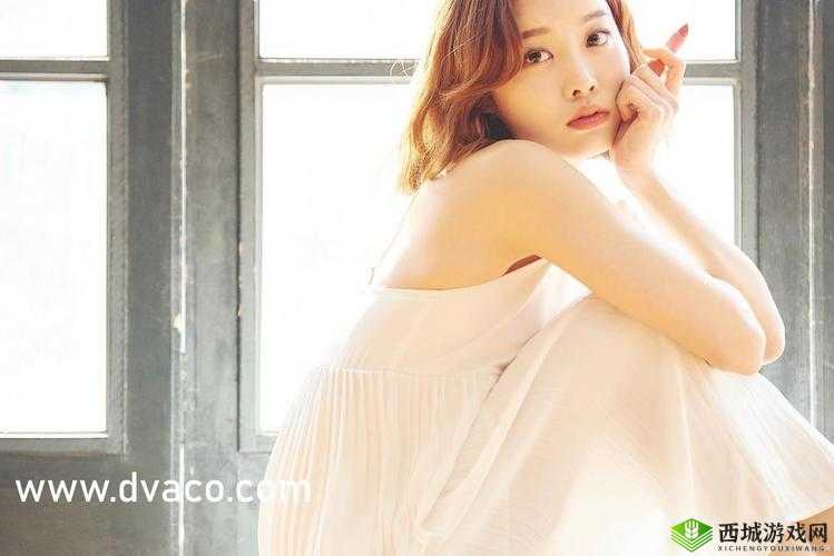 FreeHDXXXXⅴⅰdⅰo 影片中迷人的女主角是否让你心动?她的完美身材和迷人笑容,让人无法抗拒快来欣赏这部精彩影片,感受其中的魅力吧