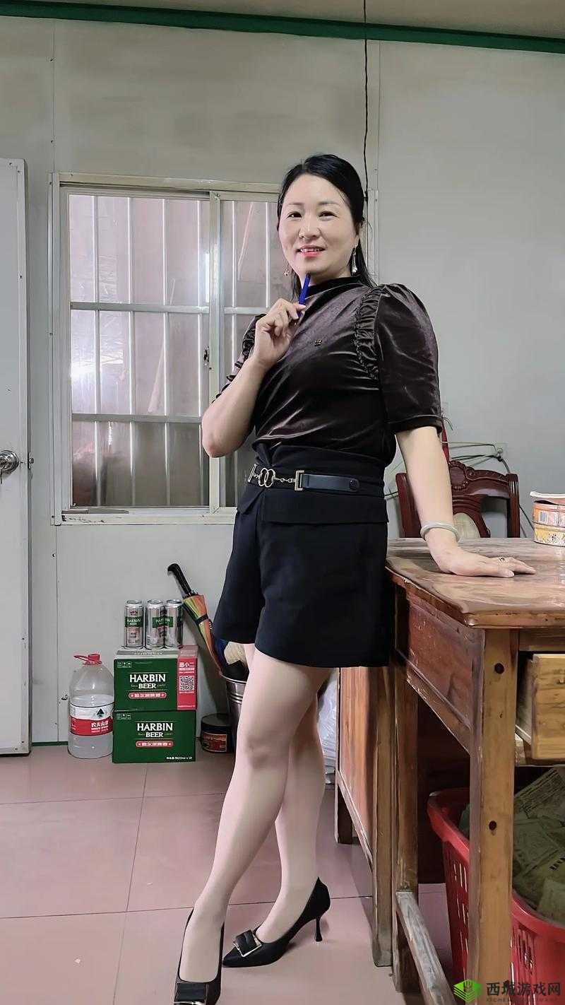 探索安徽丰满少妇BBBBBB的日常生活与独特魅力:真实故事与深度解析