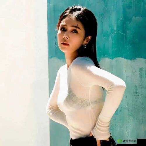 白鹿穿丁字裤被揉到高潮:一场禁忌缠绵背后的欲望诱惑